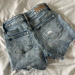 light wash jean shorts